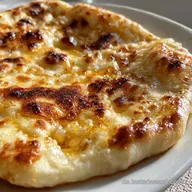 Schneller Flammkuchenteig: Knusprig in 15 Minuten