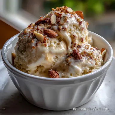 Proteinreiche Eiscreme: Cremiger Vanille-Mandel-Traum Rezeptkarte